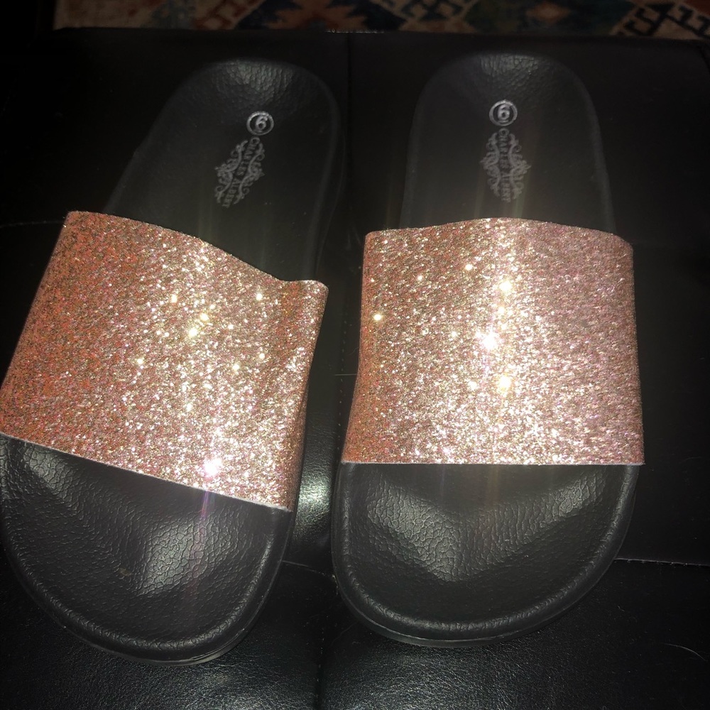 NWOT Glitter Slippers